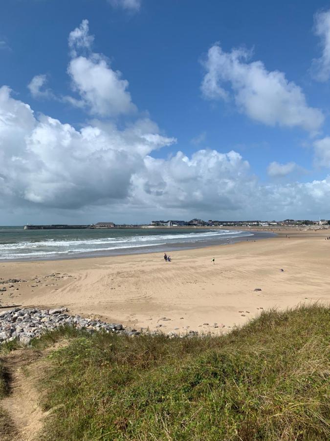 Phoenix Caravan Hire, Trecco Bay ポースコール エクステリア 写真