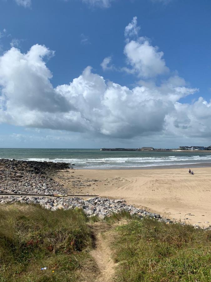 Phoenix Caravan Hire, Trecco Bay ポースコール エクステリア 写真