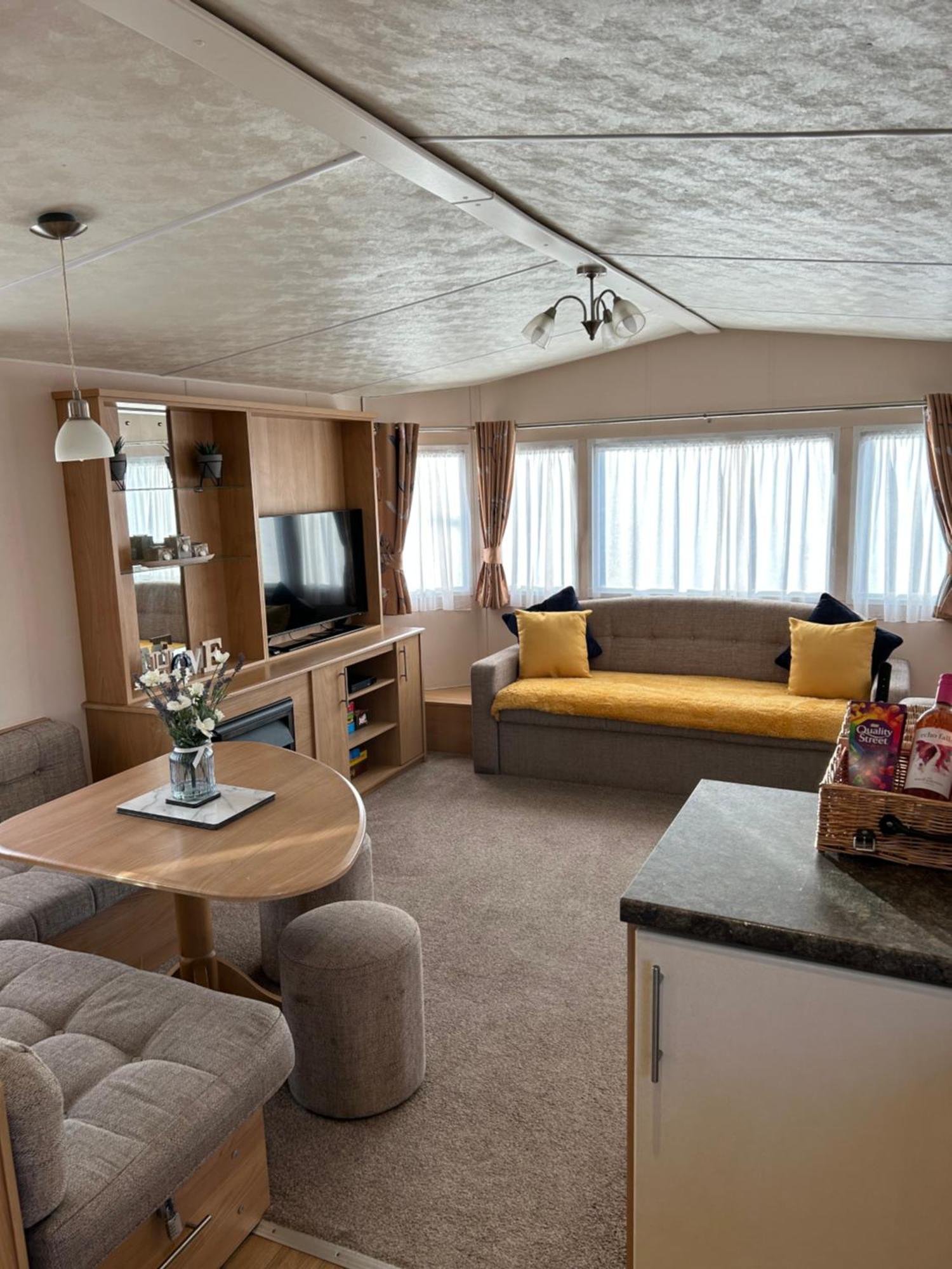 Phoenix Caravan Hire, Trecco Bay ポースコール エクステリア 写真