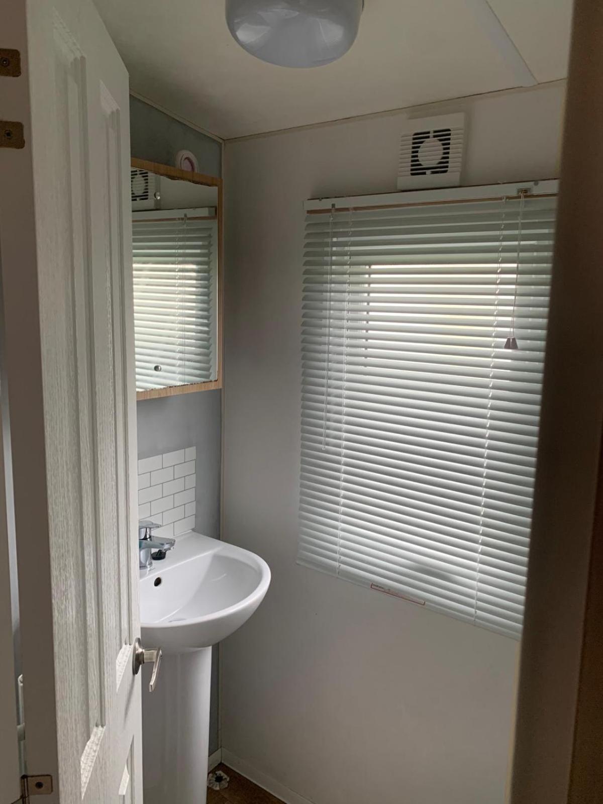 Phoenix Caravan Hire, Trecco Bay ポースコール エクステリア 写真