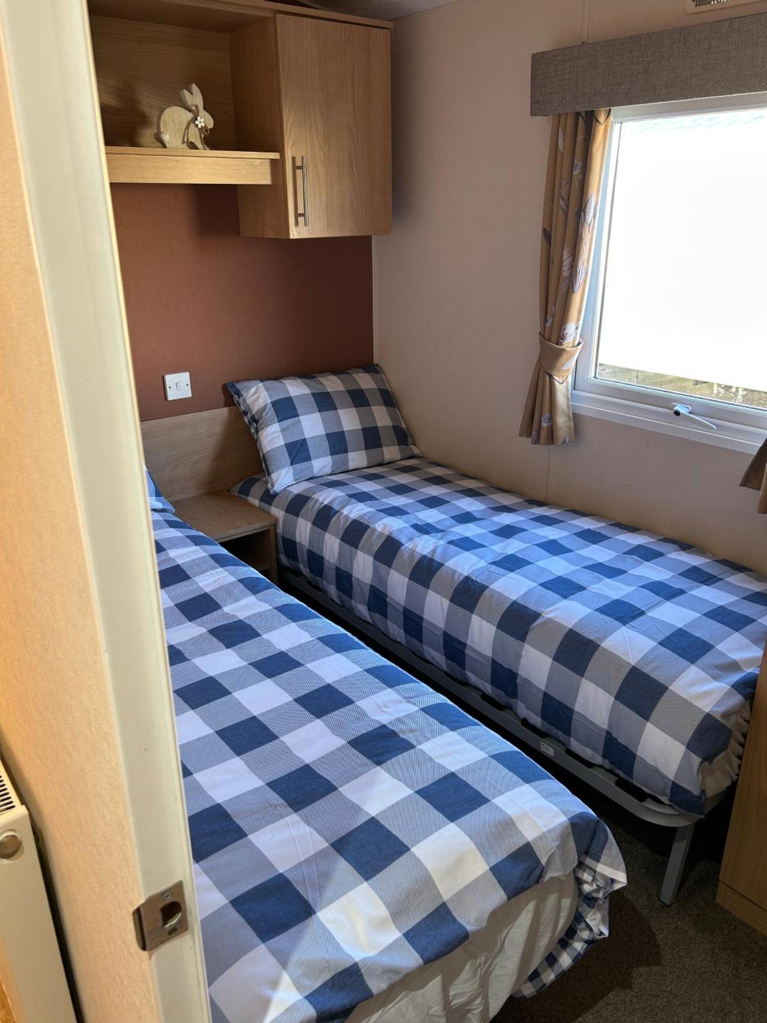 Phoenix Caravan Hire, Trecco Bay ポースコール エクステリア 写真